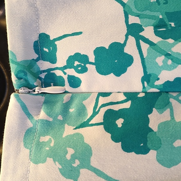 Women's aqua & white sleeveless dress by NINE WEST. Size 10. - Picture 7 of 11